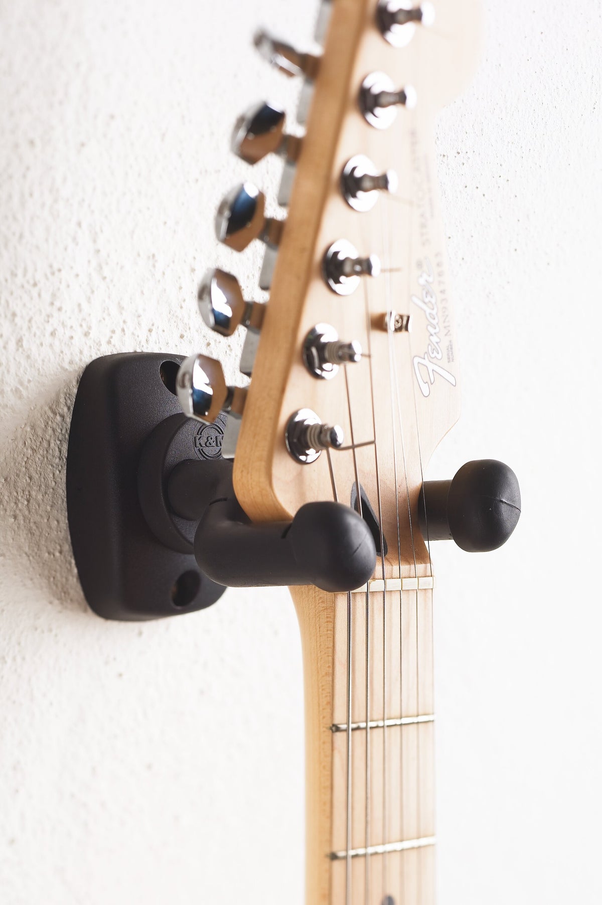 Soporte_Guitarra_Pared_K&M_Brazos_Regulables_Negro_16250_02