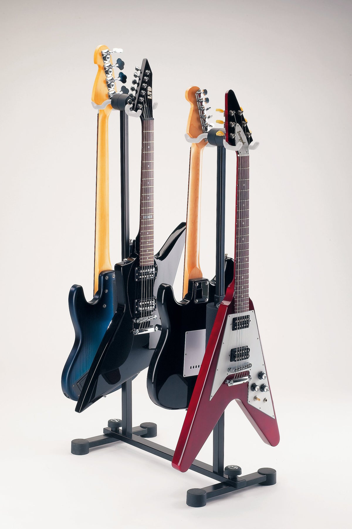 Soporte_4_Guitarras_K&M_Roadie_Negro_Translucido_17605_02