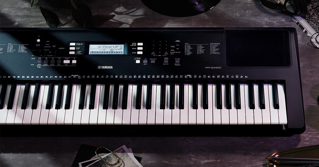 Yamaha PSRE373 Digital Keyboard (61 Keys)