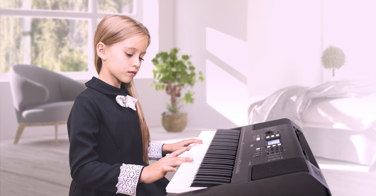 Yamaha PSRE373 Digital Keyboard (61 Keys)
