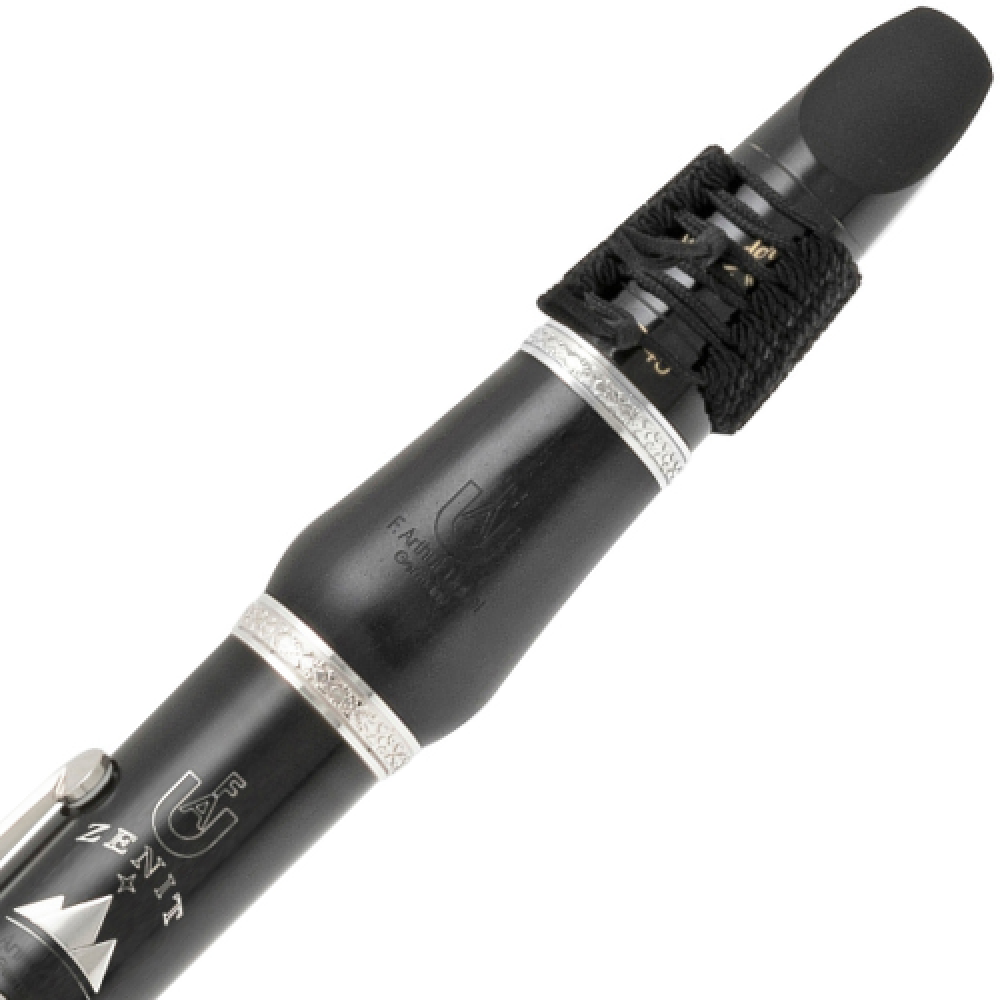 Clarinete Sib Uebel Zenit AC GGPP Grenadilla