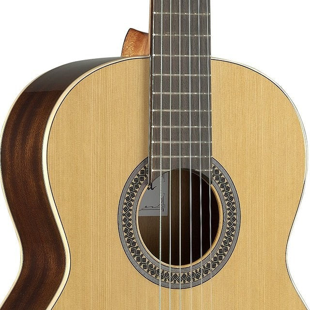 Alhambra 2C Classical Guitar (with 10mm Gig Bag)