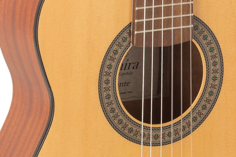 Guitarra_Clasica_Admira_Infante_Zurda_05