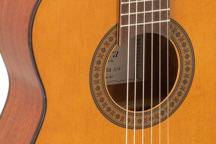 Guitarra_Clasica_Admira_Juanita_3-4_03