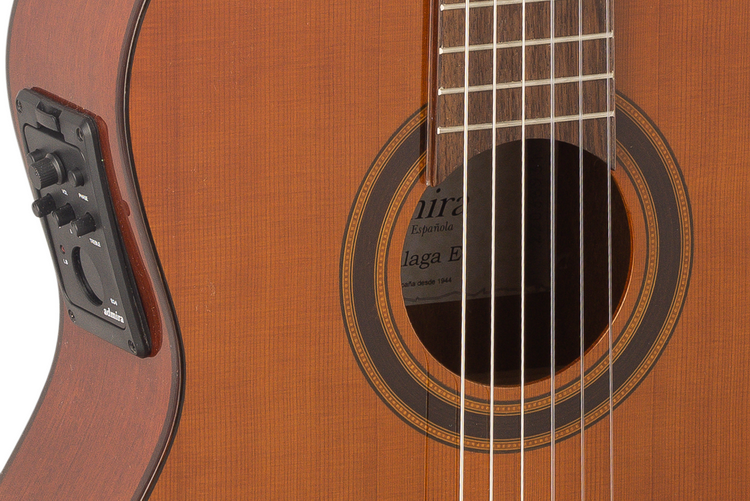 Guitarra_Clasica_Admira_Malaga_Electrificada_EQ6_03