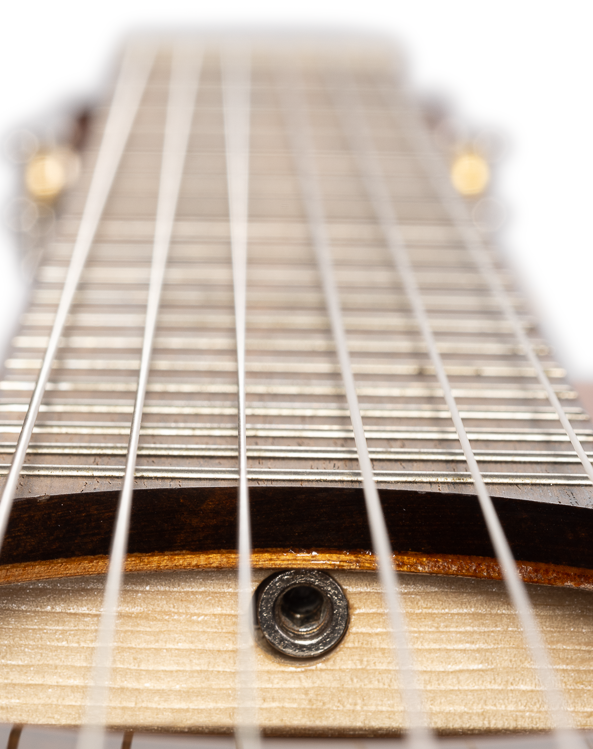 Guitarra_Clasica_Admira_Granada_Electrificada_Fishman_Cutaway_05