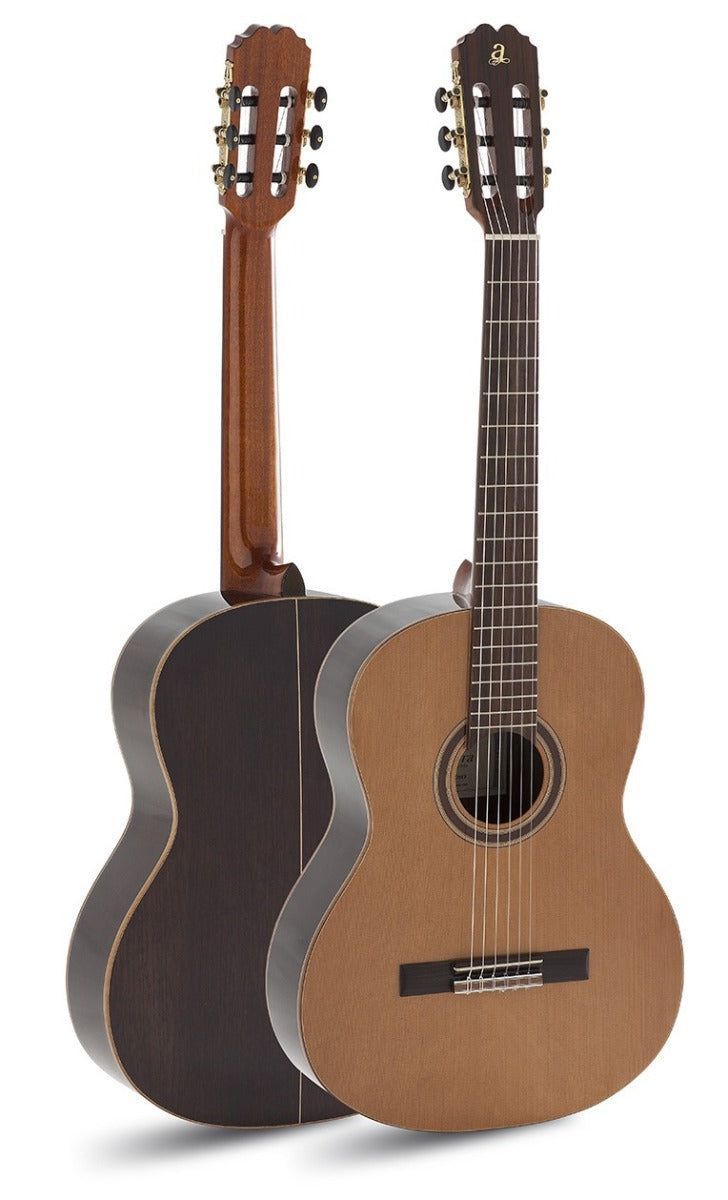 Guitarra_Clasica_Admira_Virtuoso_Electrificada_Fishman_02