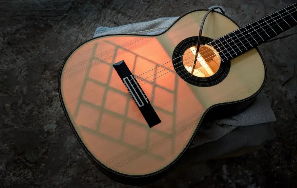 Guitarra_Clasica_Admira_Artista_Tapa_Abeto_Fondo_Bocote_05