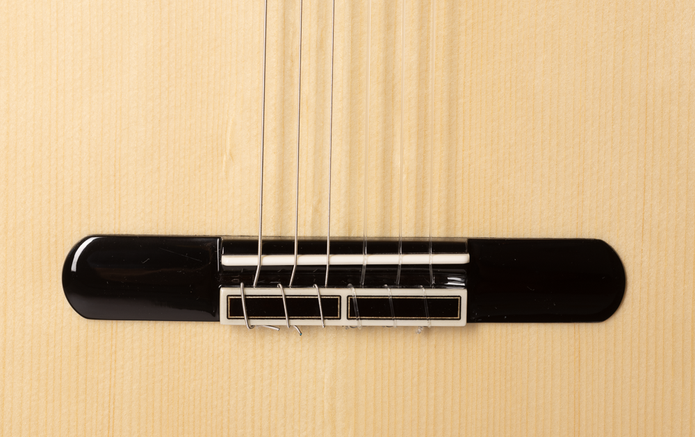 Guitarra_Clasica_Admira_Artista_Tapa_Abeto_Fondo_Ziricote_04