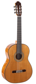 Guitarra_Clasica_Admira_Artista_Tapa_Cedro_Fondo_Santos_01