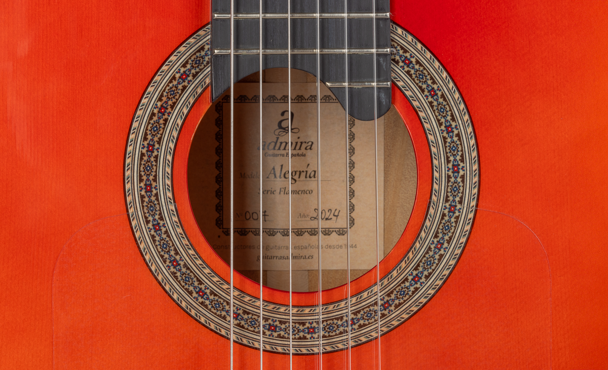 Guitarra_Flamenca_Admira_Alegria_04
