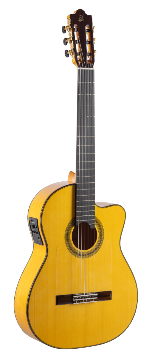 Guitarra_Flamenca_Admira_Buleria_Electrificada_Fishman_Cutaway_02