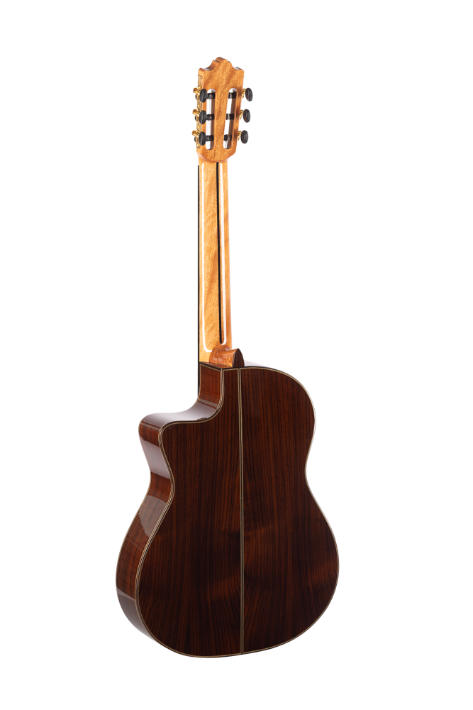 Guitarra_Flamenca_Admira_Carmen_Electrificada_Fishman_Cutaway_03
