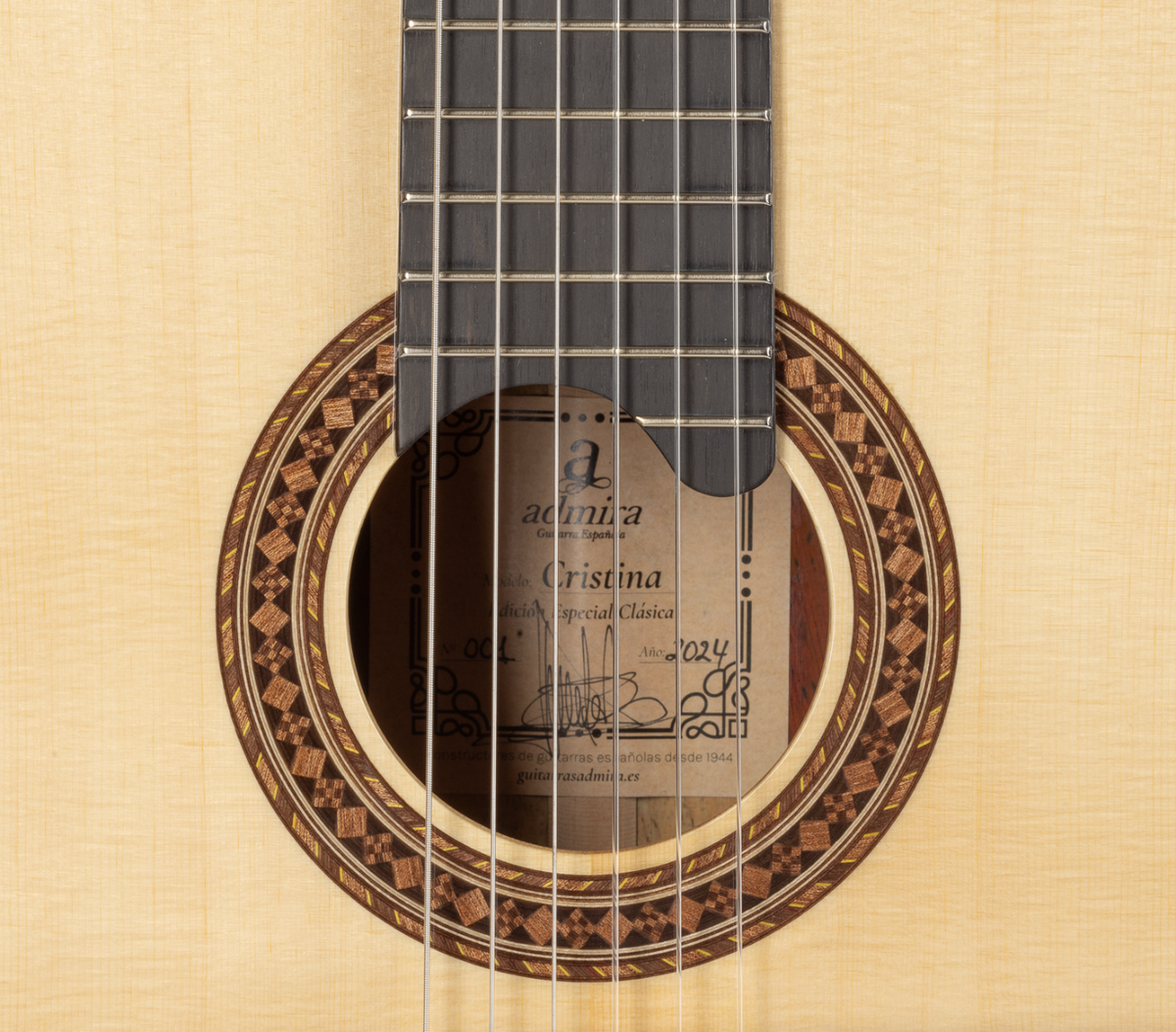 Guitarra_Clasica_Admira_Cristina_04