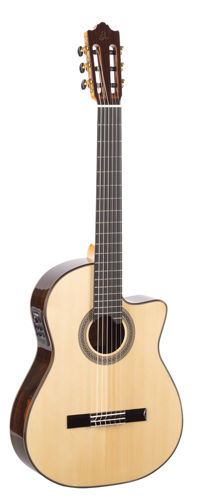 Guitarra_Flamenca_Admira_Lola_Electrificada_Fishman_Cutaway_01
