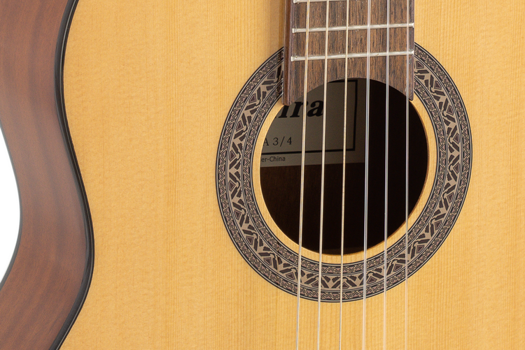 Guitarra_Clasica_Admira_Elsa_3-4_03