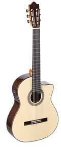 Guitarra_Flamenca_Admira_Lucia_Electrificada_Fishman_Cutaway_01