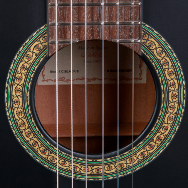 Guitarra Clasica Alhambra 1 C Black Satin