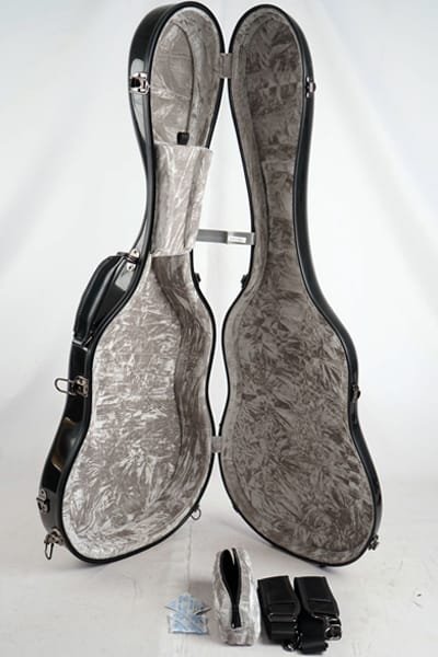 Estuche Guitarra Clasica Sulayr Fibra de Vidrio Negro_03 - interior acolchado